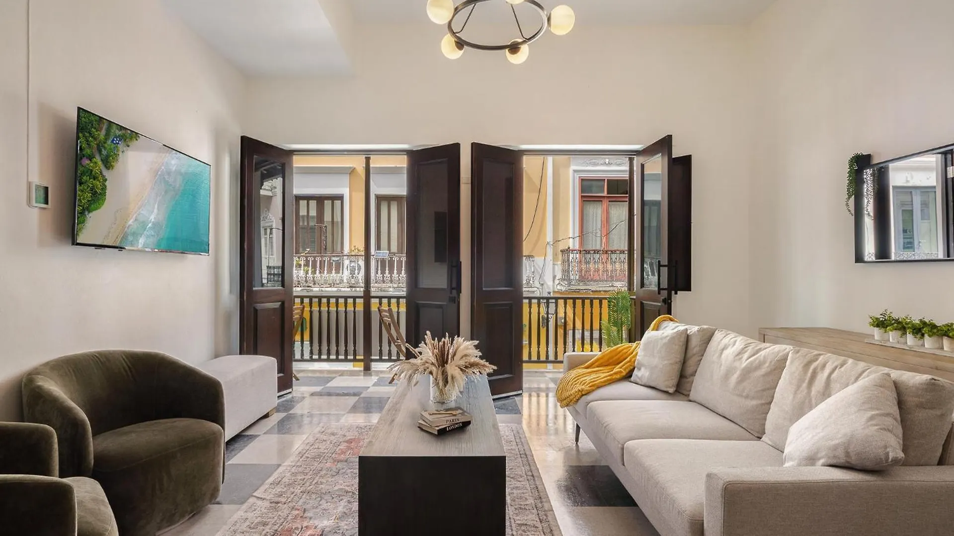 Soho House Private Patio Apartment San Juan