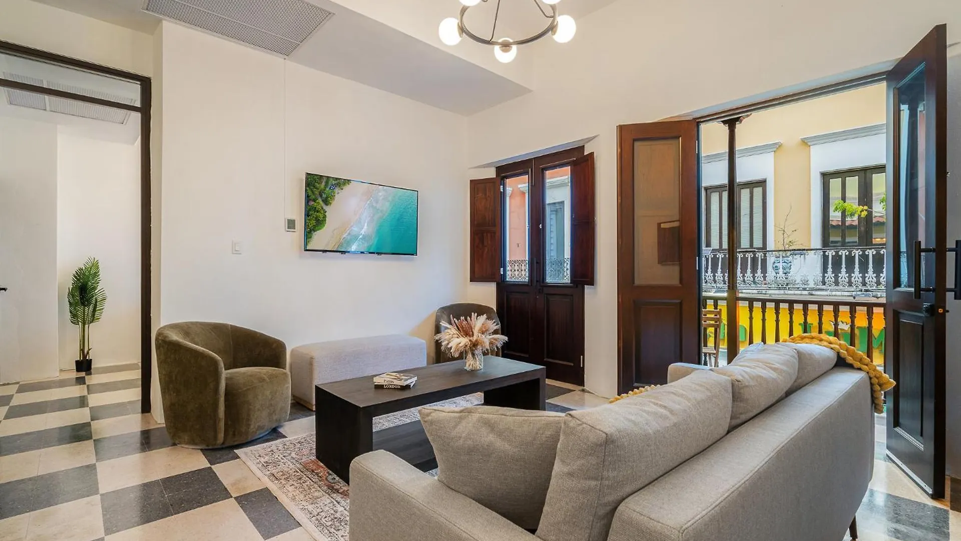 Soho House Private Patio Apartment San Juan